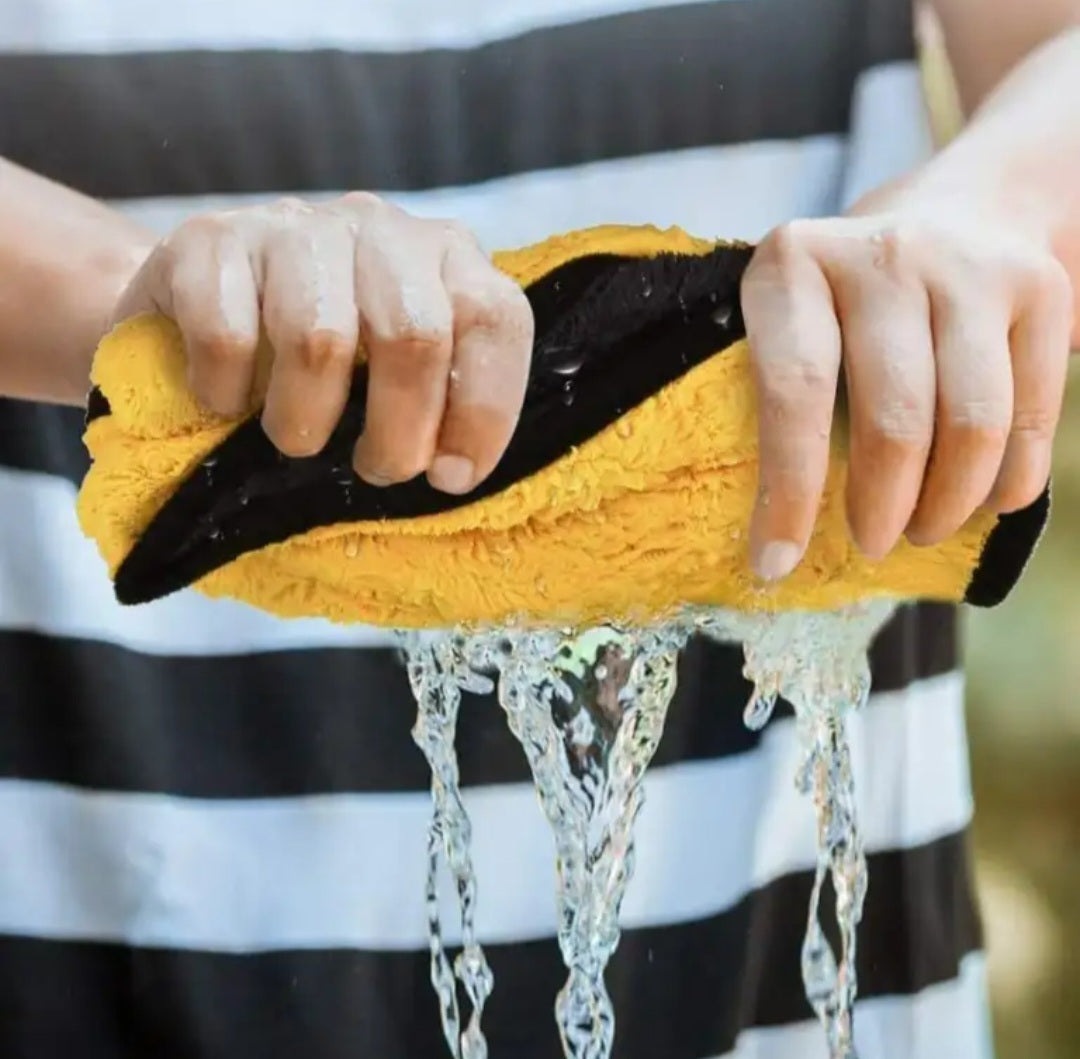 NineX Premium 350 GSM Microfiber Cleaning Cloth[40×40cm] – Lint-Free & Paint Safe [set of 2 piece]