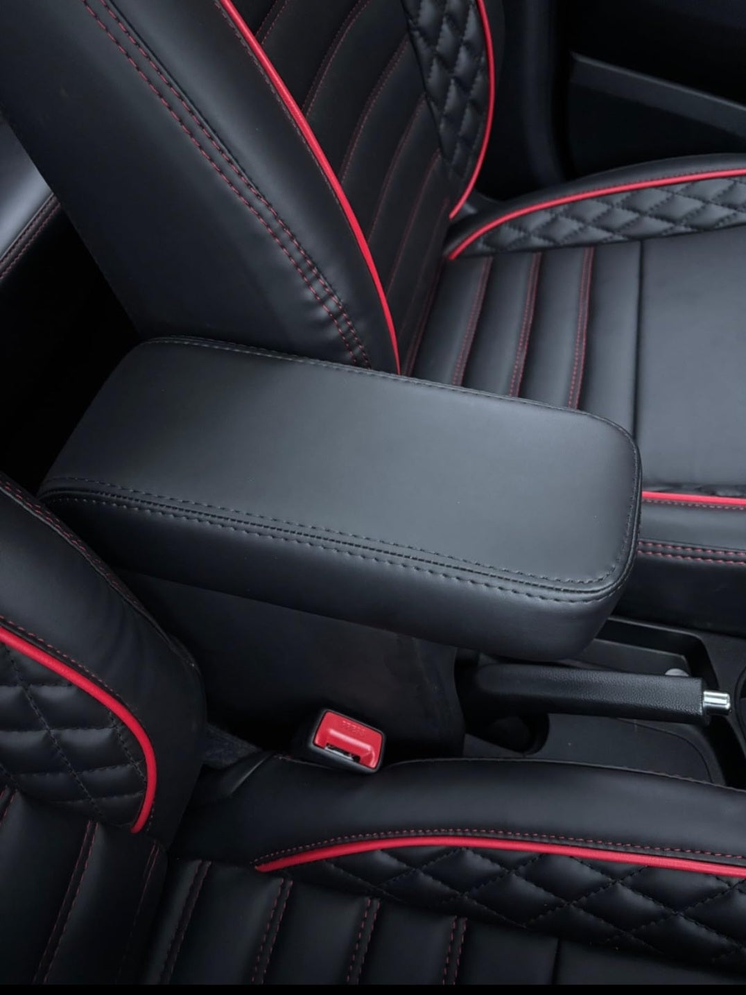 Maruti Suzuki Ertiga[2012-2017] Armrest with Storage | Premium PU Leather | Perfect Fit